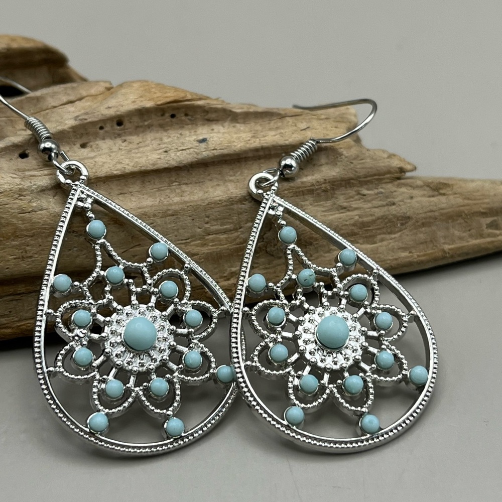 Elegant Silver and Turquoise Teardrop Earrings